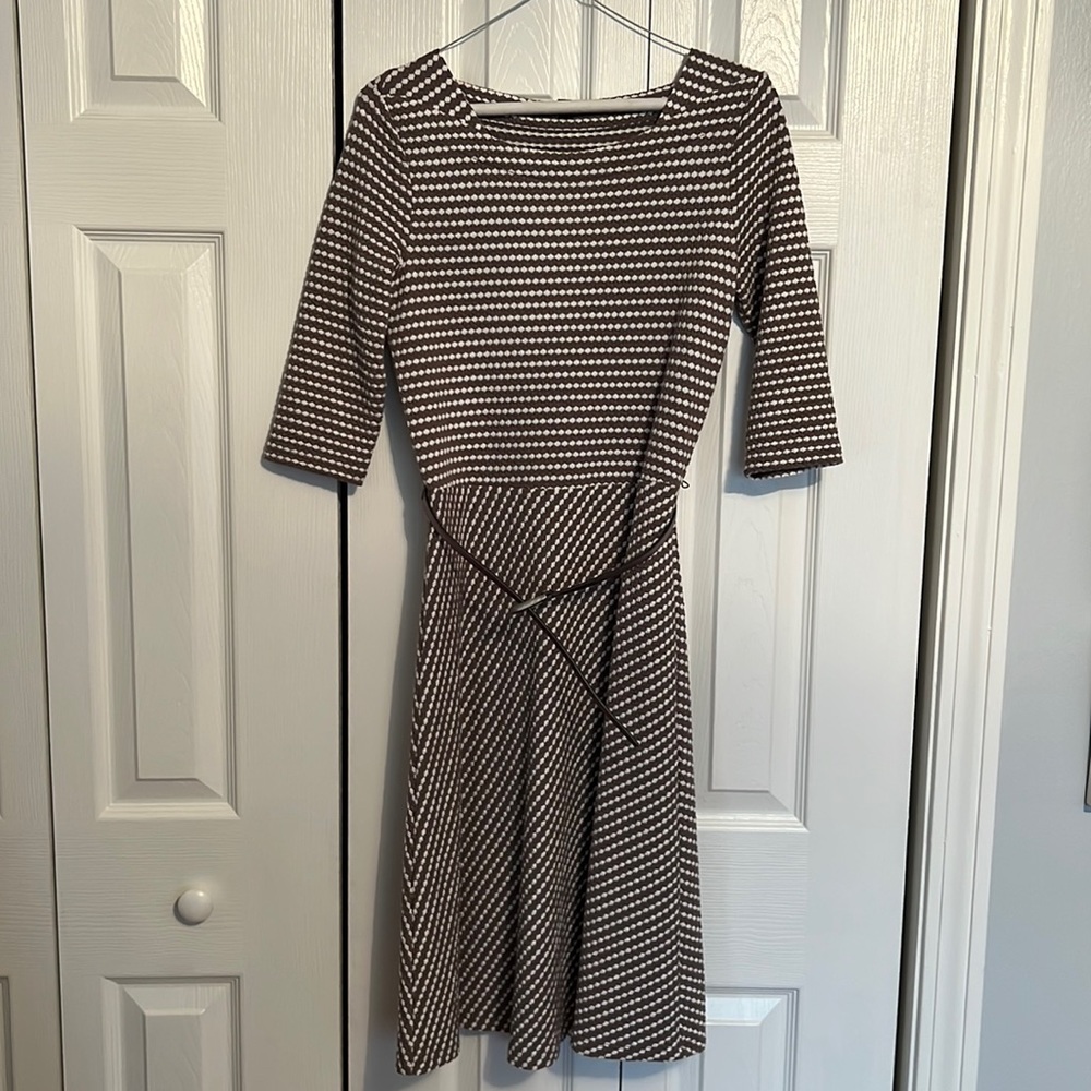 Cute dress with belt